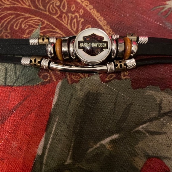 Snap Button Jewelry Bracelet with Harley Davidson Button - Picture 5 of 9
